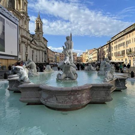 Piazza Navona Apartment Рим Екстериор снимка